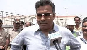 Delhi Minister orders strict action against illegal units polluting Yamuna