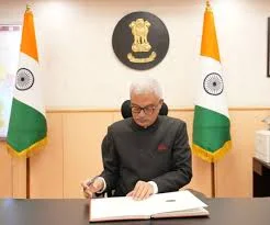 Election Commissioner Vivek Joshi reviews preparations for Bihar Assembly polls