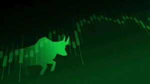 Sensex, Nifty trade in green amid positive global cues
