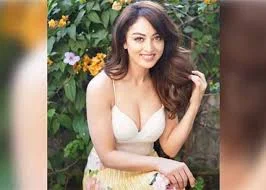 Sandeepa Dhar urges to normalize conversations around periods
