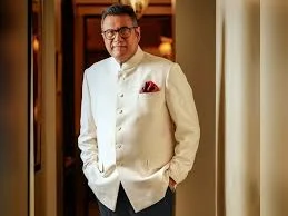 ‘Khosla Ka Ghosla’ was Boman Irani’s Hindi debut, reveals Vinay Pathak