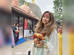 Urmila Matondkar offers prayers at the Kamakhya Temple amidst heavy rains