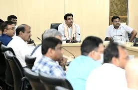 Delhi Labour Minister Kapil Mishra discusses gig workers' welfare with companies