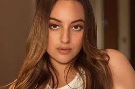 Sonakshi Sinha unveils spine-chilling new song ‘Kaali Raatein’ from ‘Nikita Roy’