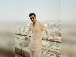 ‘Proud’ Vicky Kaushal calls ‘bhai’ Sunny’s Punjabi rap song ‘pure fire’
