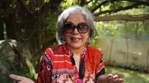 Zeenat Aman talks about his 'schoolgirl crush' Shashi Kapoor, working with him in films