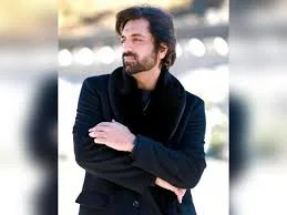Singer Akhil Sachdeva reflects on working with Pakistani actress Mawra Hocane amid Indo-Pak tensions