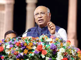 Maharashtra polls: Kharge echoes Rahul's concerns over 'voter list surge'