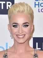 Katy Perry (American singer-songwriter) Bio, Facts.