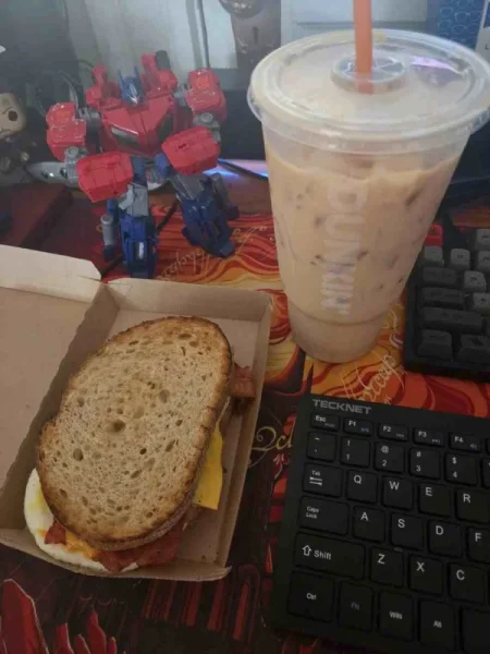 25 Random Food Pics and Photos of Meals