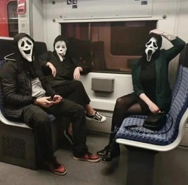 Daily Afternoon True Randomness Pictures 28-10-2026