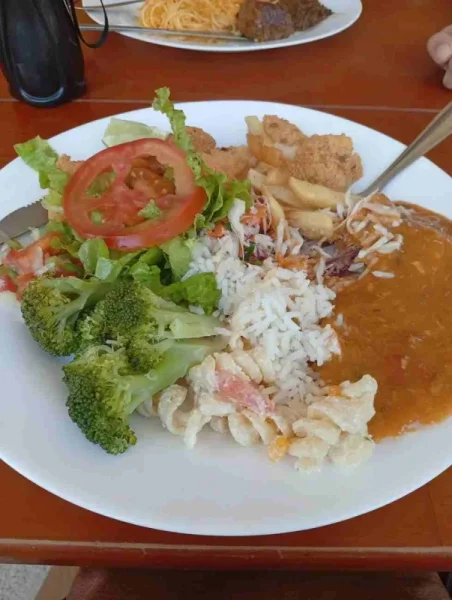 25 Random Food Pics and Photos of Meals